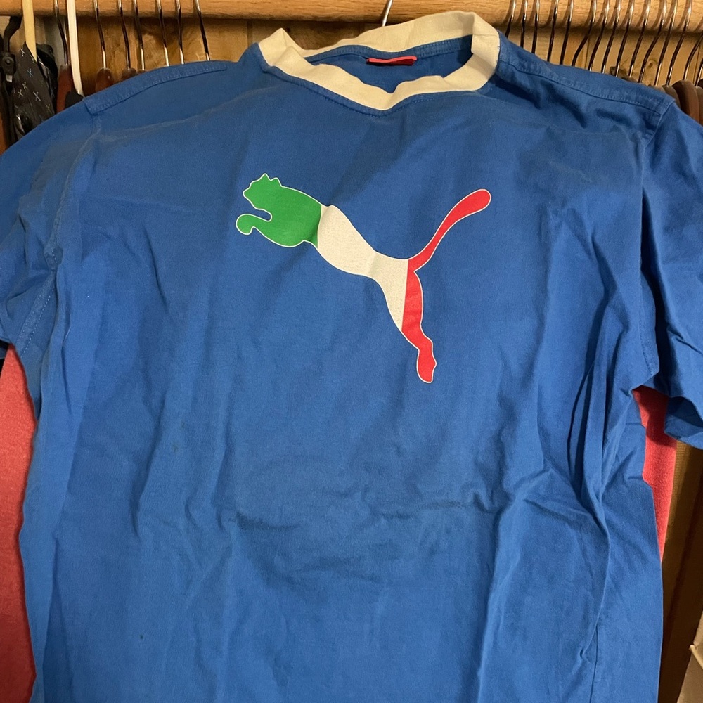 Puma Italian heritage shirt.  Size Large in great condition